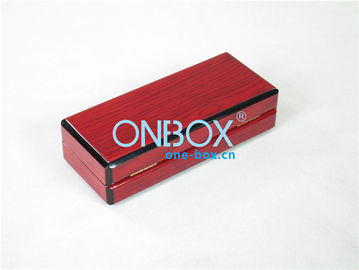 Red Luxury wooden pen packaging box with clear wood grain veneer